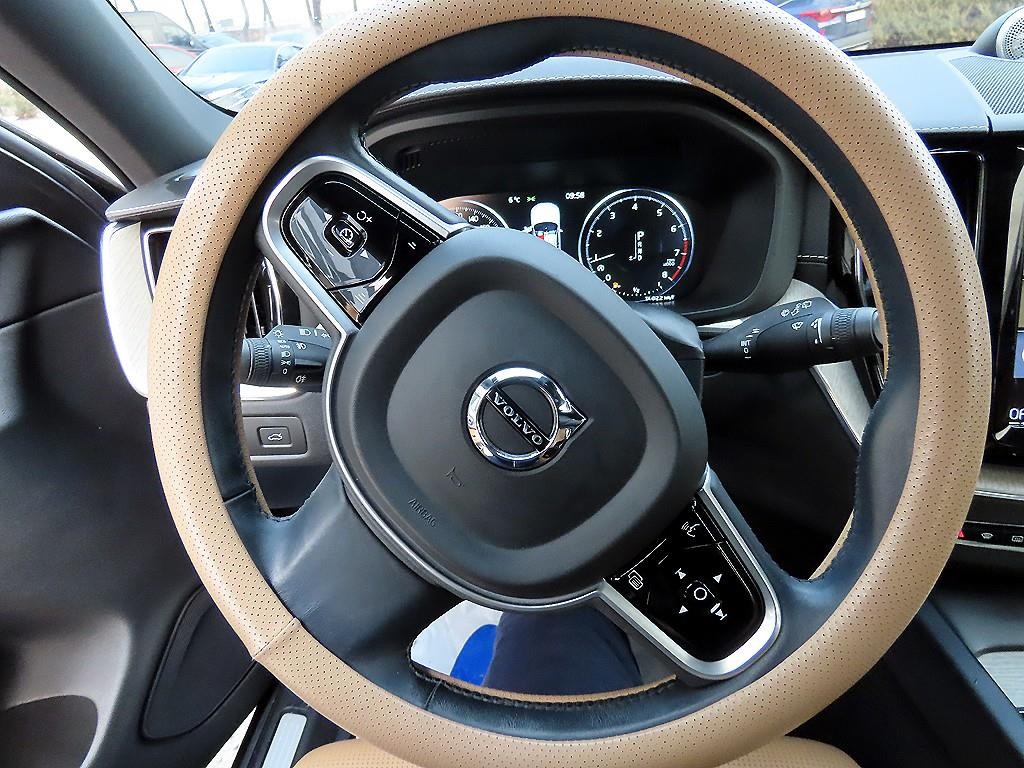볼보 XC60 XC60(2세대) T6 AWD 인스크립션 이미지 8