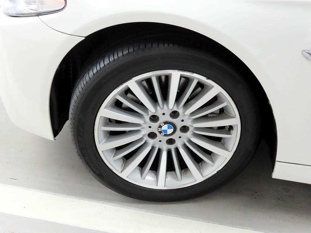 BMW 5시리즈 5시리즈 (F10) 520d 이미지 19