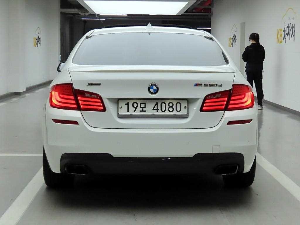 BMW 5시리즈 5시리즈 (F10) 520d 이미지 3