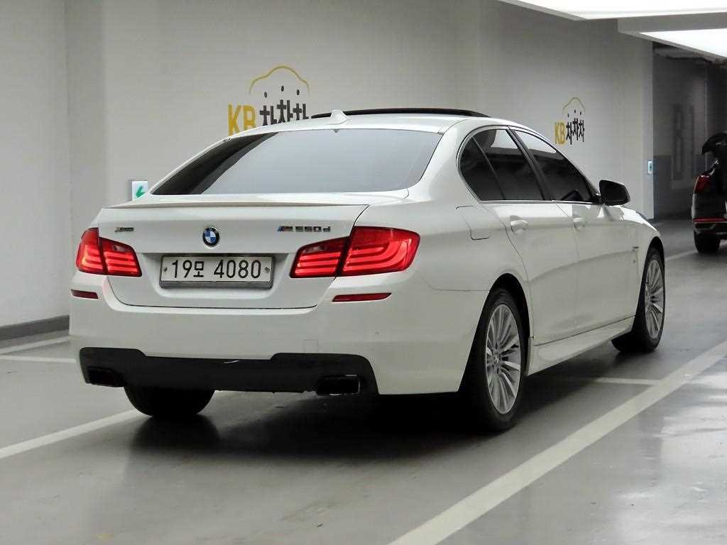 BMW 5시리즈 5시리즈 (F10) 520d 이미지 4