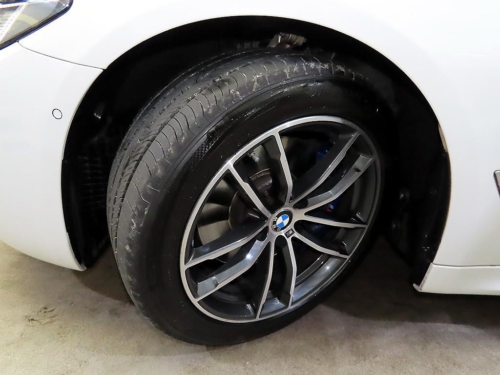 BMW 5시리즈 5시리즈 (G30) 520i M 스포츠 이미지 20