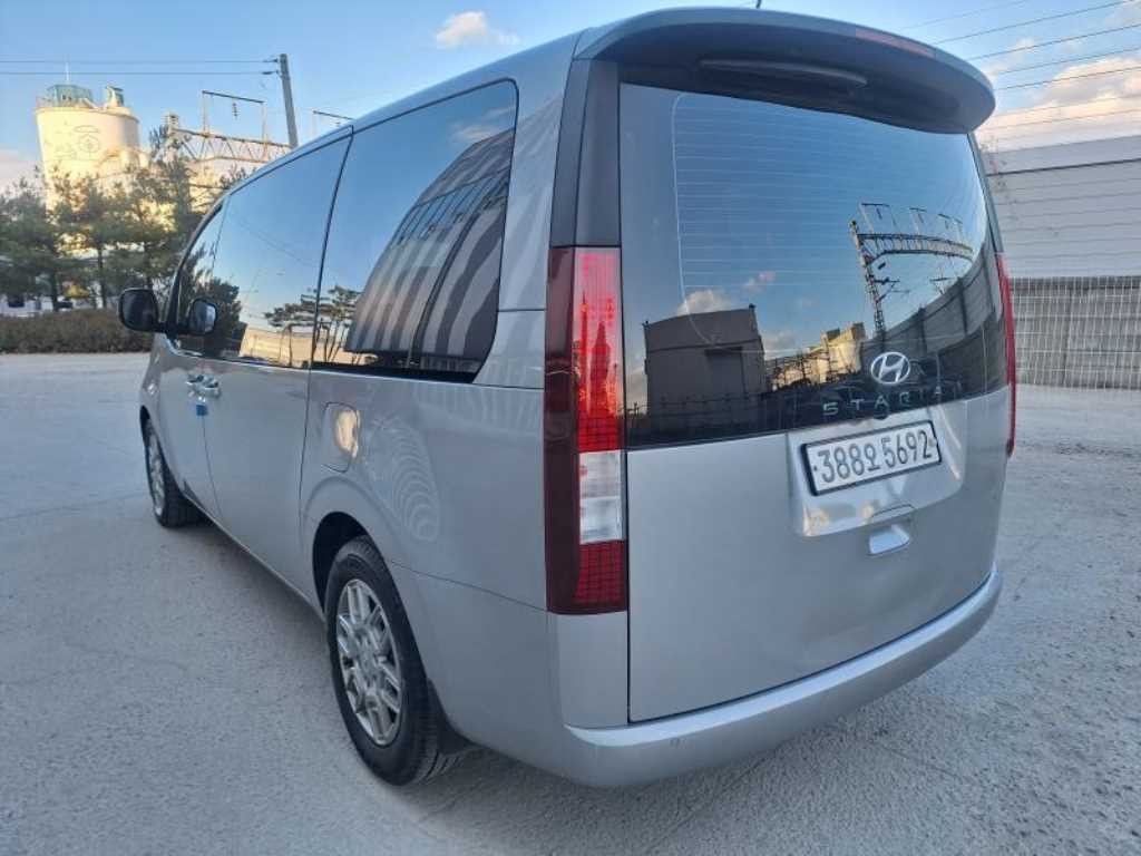 현대 스타리아 2WD 디젤 투어러 모던 9인승 이미지 4
