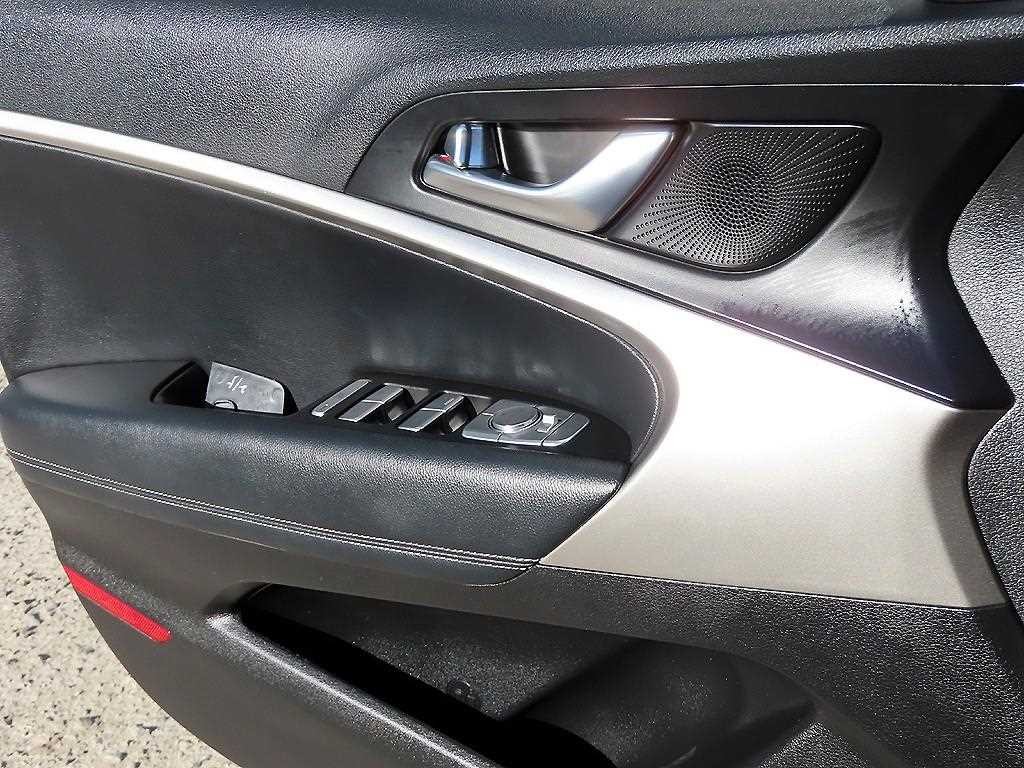 제네시스 G70 더 뉴 G70 가솔린 2.0T 4WD 기본형 이미지 12