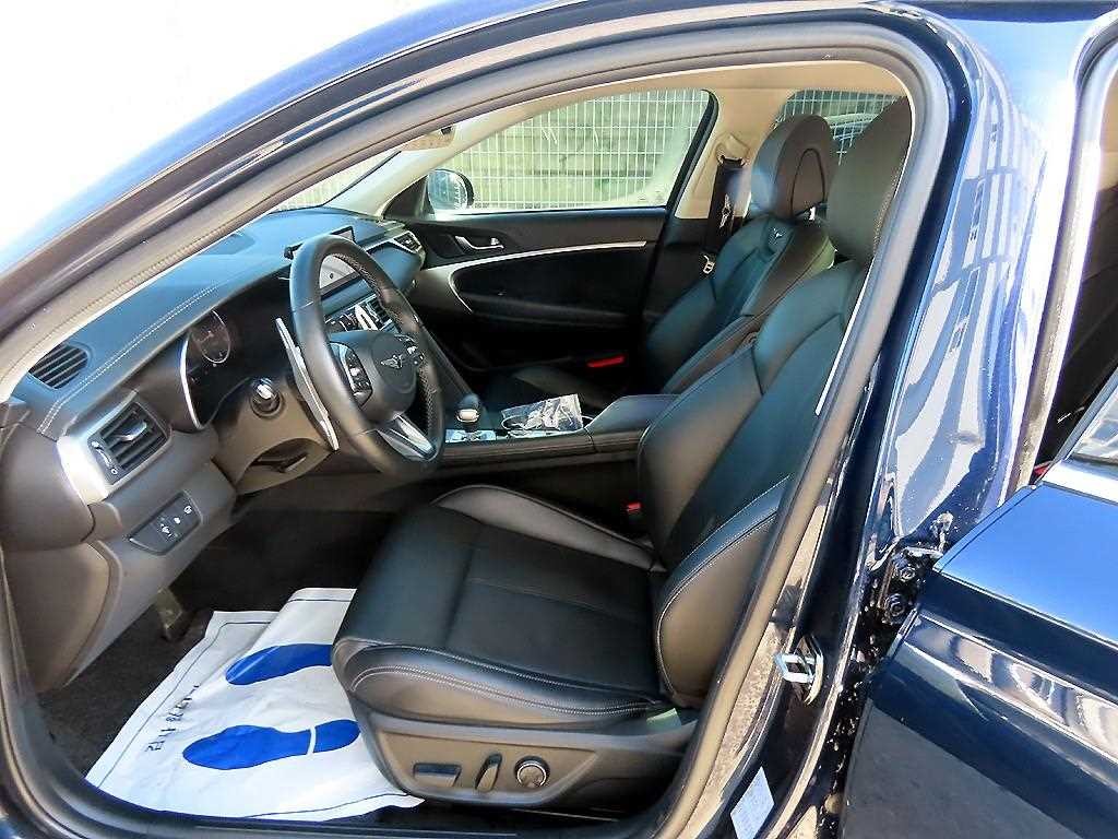 제네시스 G70 더 뉴 G70 가솔린 2.0T 4WD 기본형 이미지 5