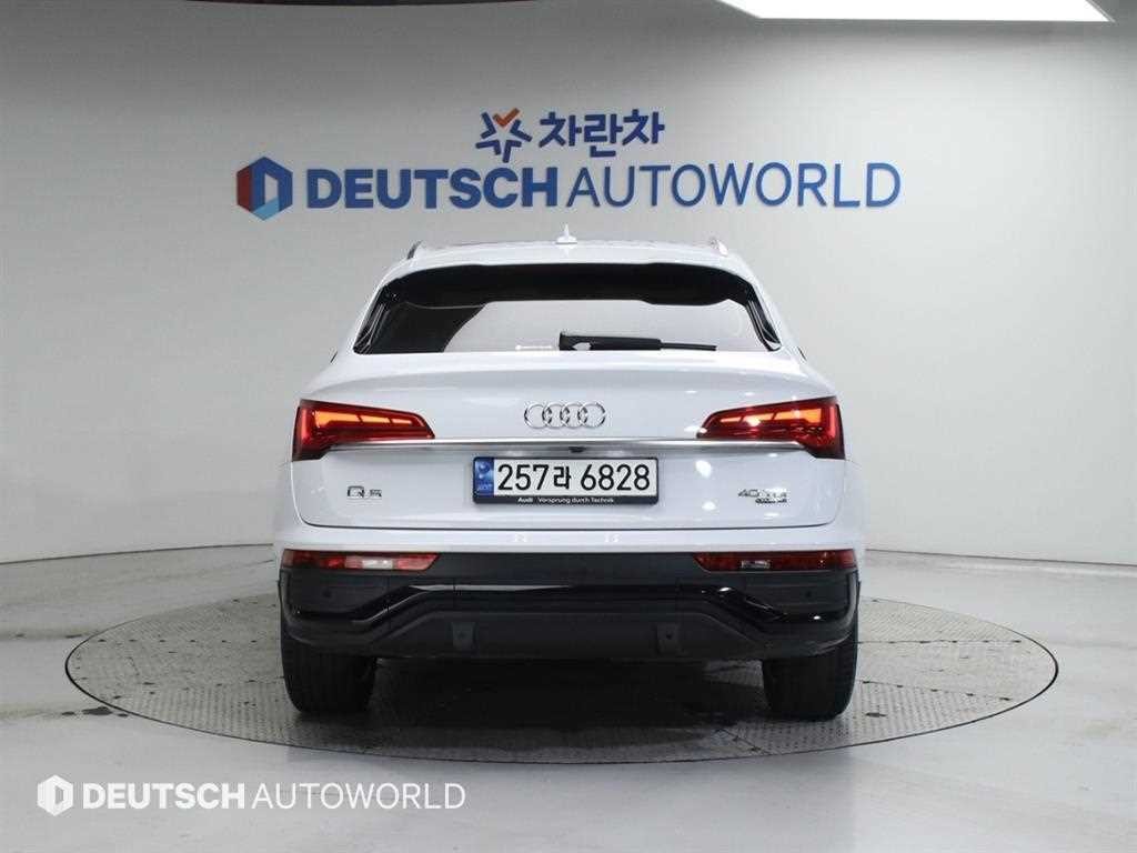 아우디 Q5 Q5 (FY) 40 TDI 콰트로 스포트백 이미지 4