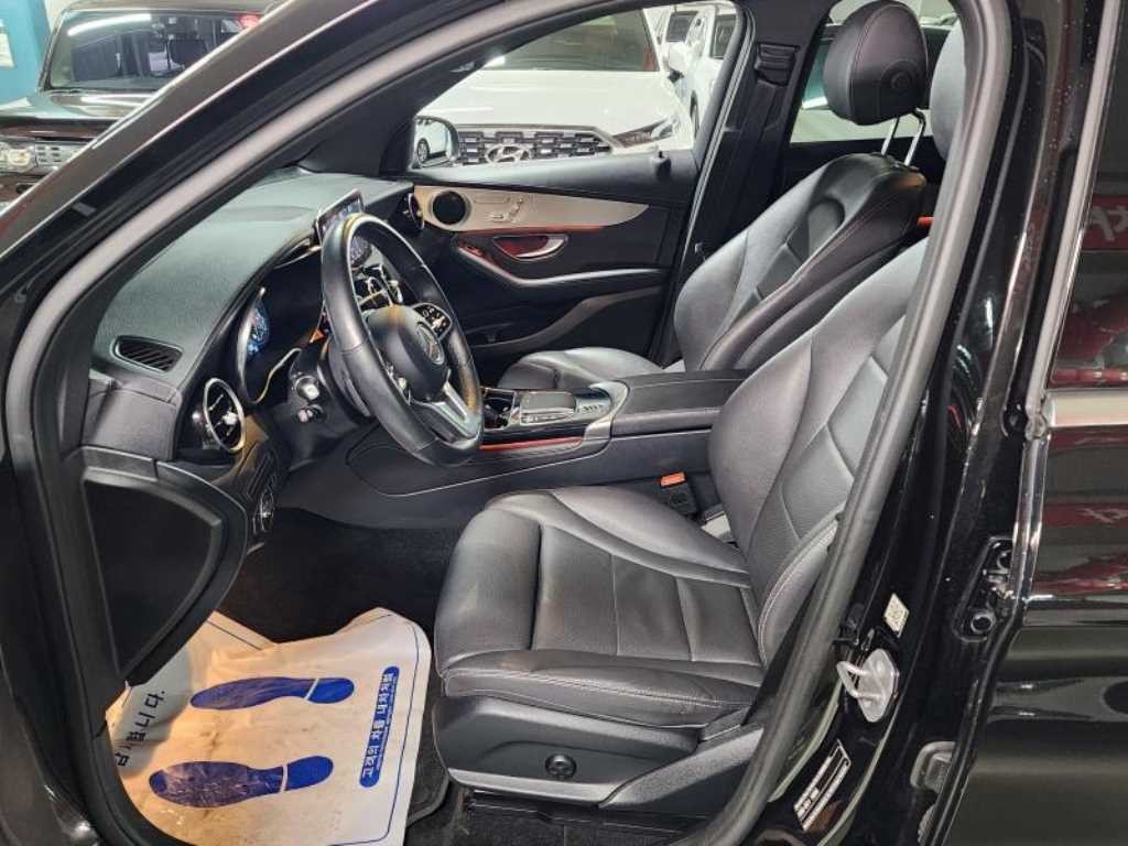 벤츠 GLC 클래스 GLC클래스 X253 GLC 300 e 4MATIC 이미지 9
