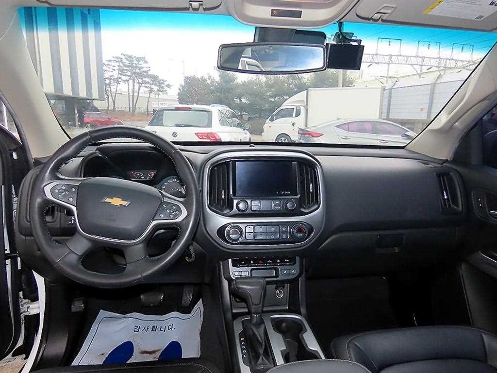 쉐보레 콜로라도 3.6 익스트림-X 4WD 이미지 7