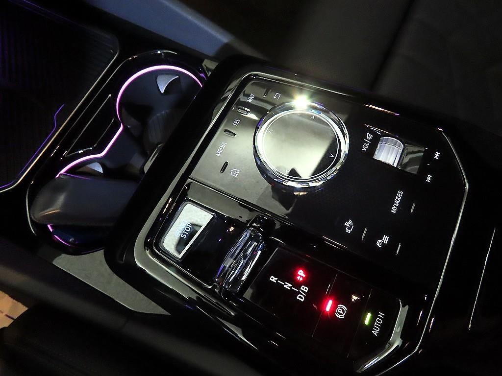 BMW i5 eDrive 40 기본형 이미지 12