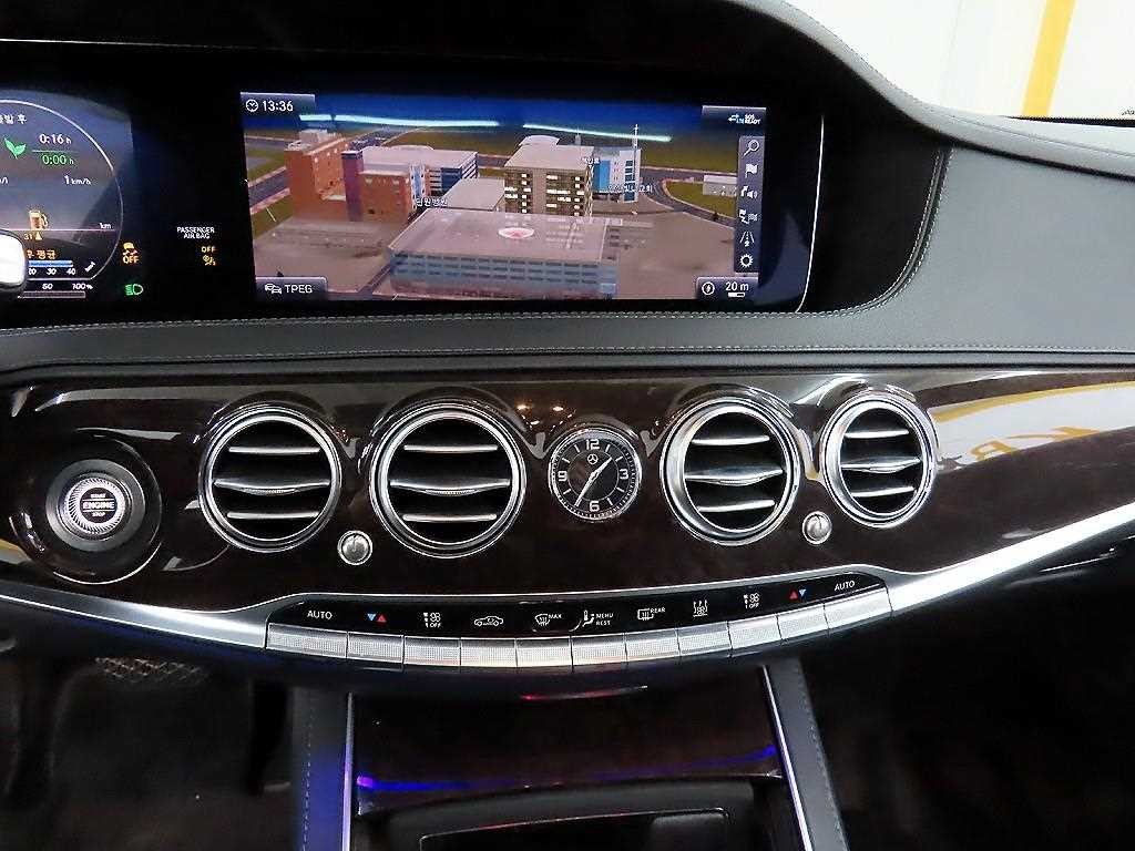벤츠 S 클래스 S클래스-W222 S 560eL 이미지 15
