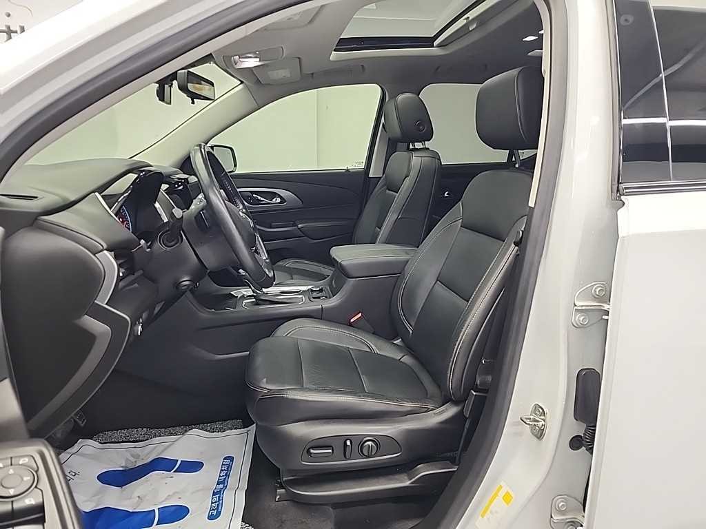쉐보레 트래버스 3.6 AWD 레드라인 이미지 11