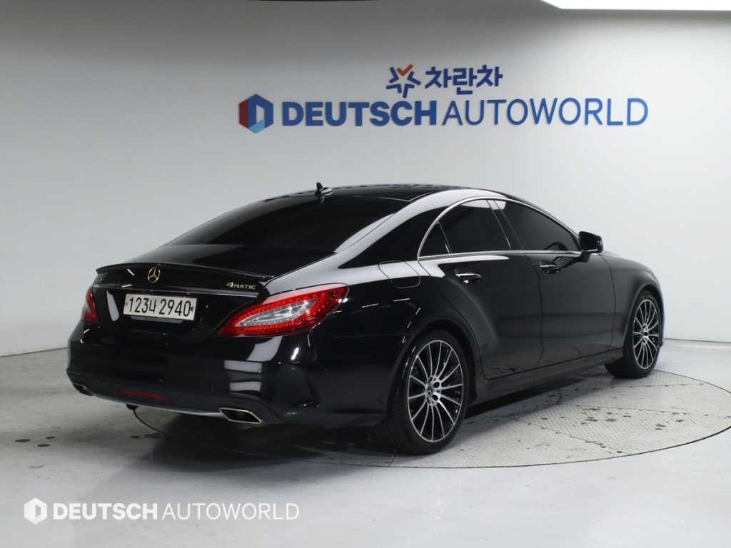 벤츠 CLS 클래스 CLS클래스 W218 CLS 250 d 4MATIC AMG Line 이미지 2