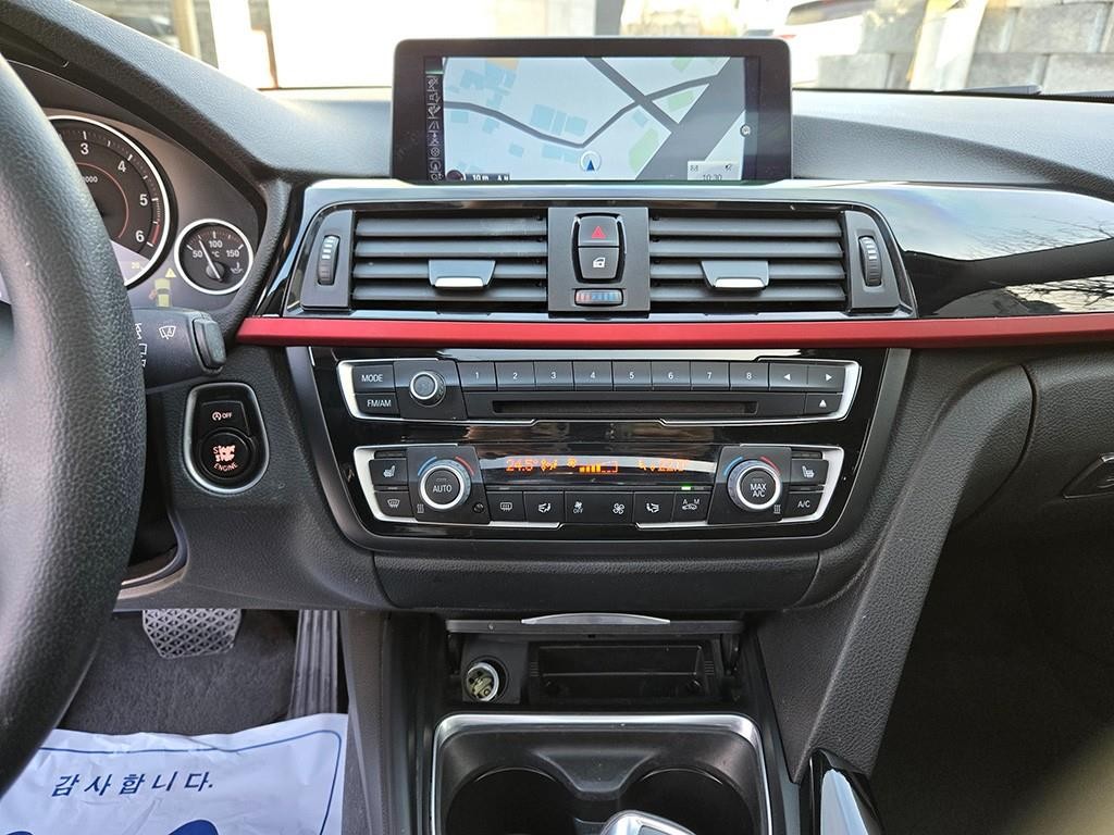 BMW 4시리즈 4시리즈 (F32) 420d xDRIVE 그란쿠페 스포츠 이미지 10