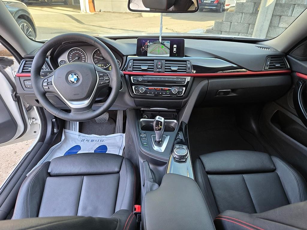BMW 4시리즈 4시리즈 (F32) 420d xDRIVE 그란쿠페 스포츠 이미지 9