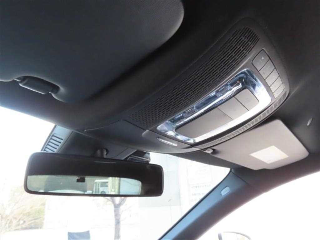벤츠 A 클래스 A클래스 W177 A220 해치백 이미지 10