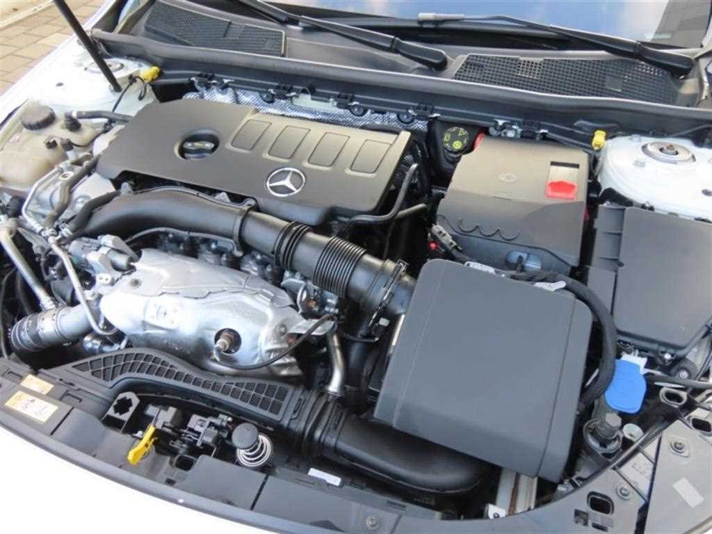 벤츠 A 클래스 A클래스 W177 A220 해치백 이미지 20
