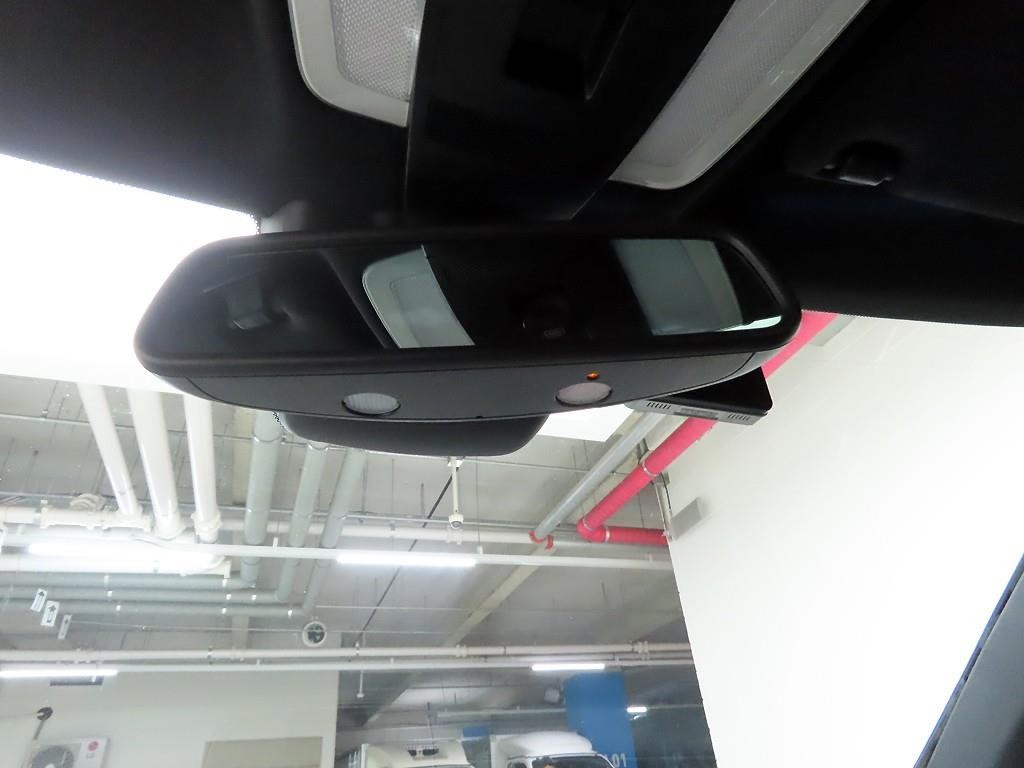 벤츠 E 클래스 E-클래스 W212 E200 쿠페 이미지 16