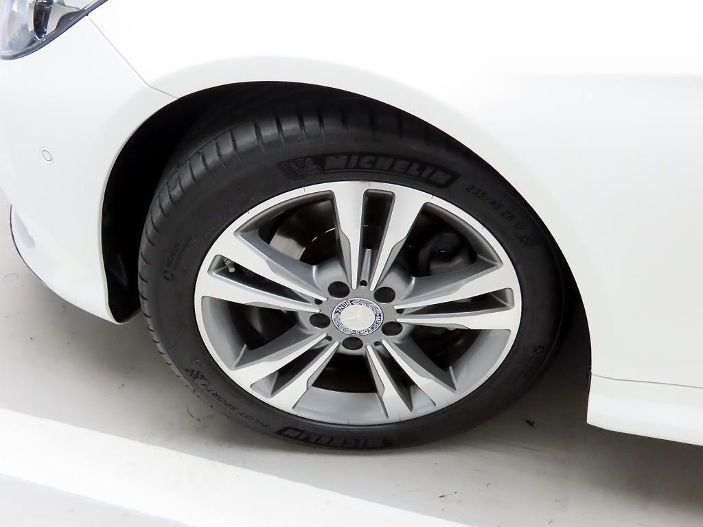벤츠 E 클래스 E-클래스 W212 E200 쿠페 이미지 19