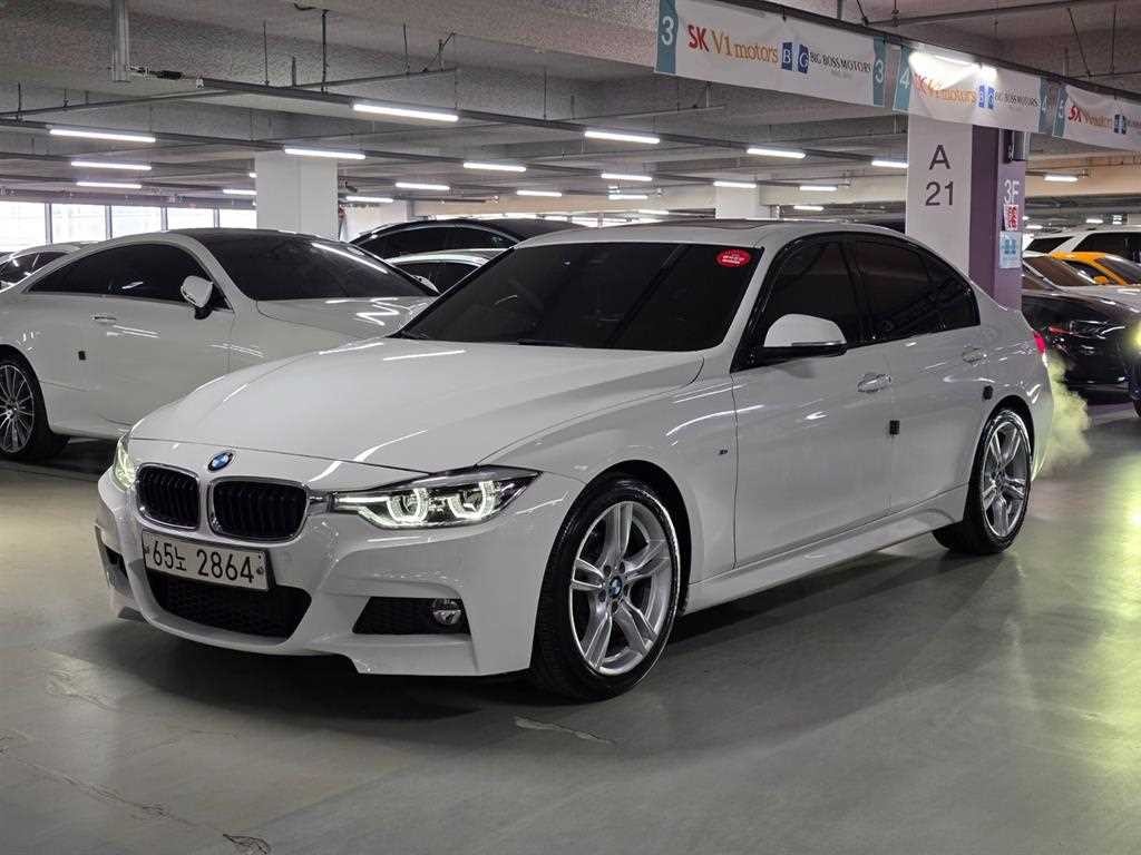 BMW 3시리즈 3시리즈 (F30) 330i M 스포츠 이미지 1