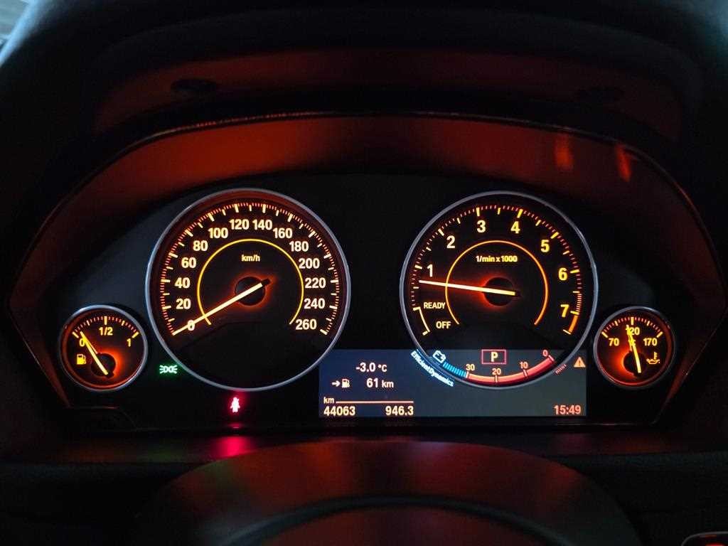 BMW 3시리즈 3시리즈 (F30) 330i M 스포츠 이미지 8