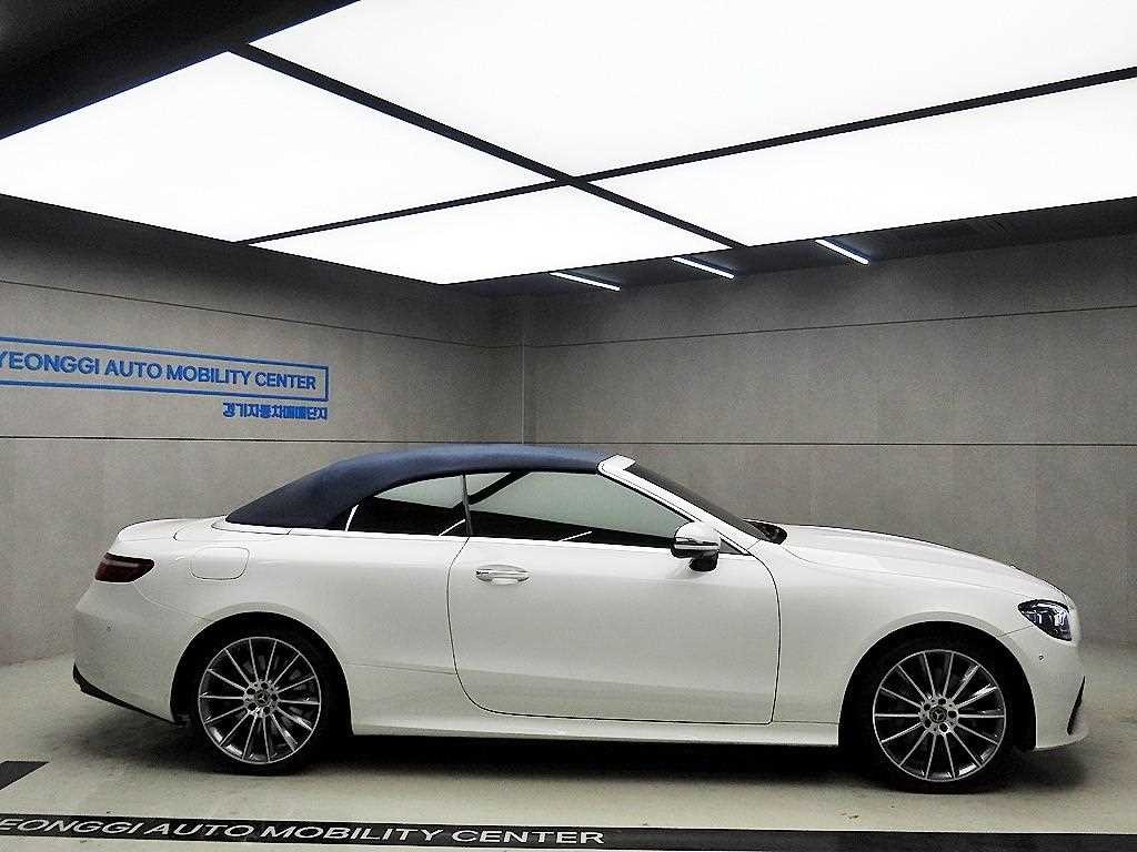 벤츠 E 클래스 E-클래스 W213 E450 4MATIC 카브리올레 이미지 2