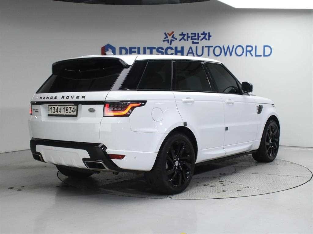 랜드로버 레인지로버 스포츠 레인지로버 스포츠 2세대 3.0 SDV6 HSE 다이나믹 이미지 3