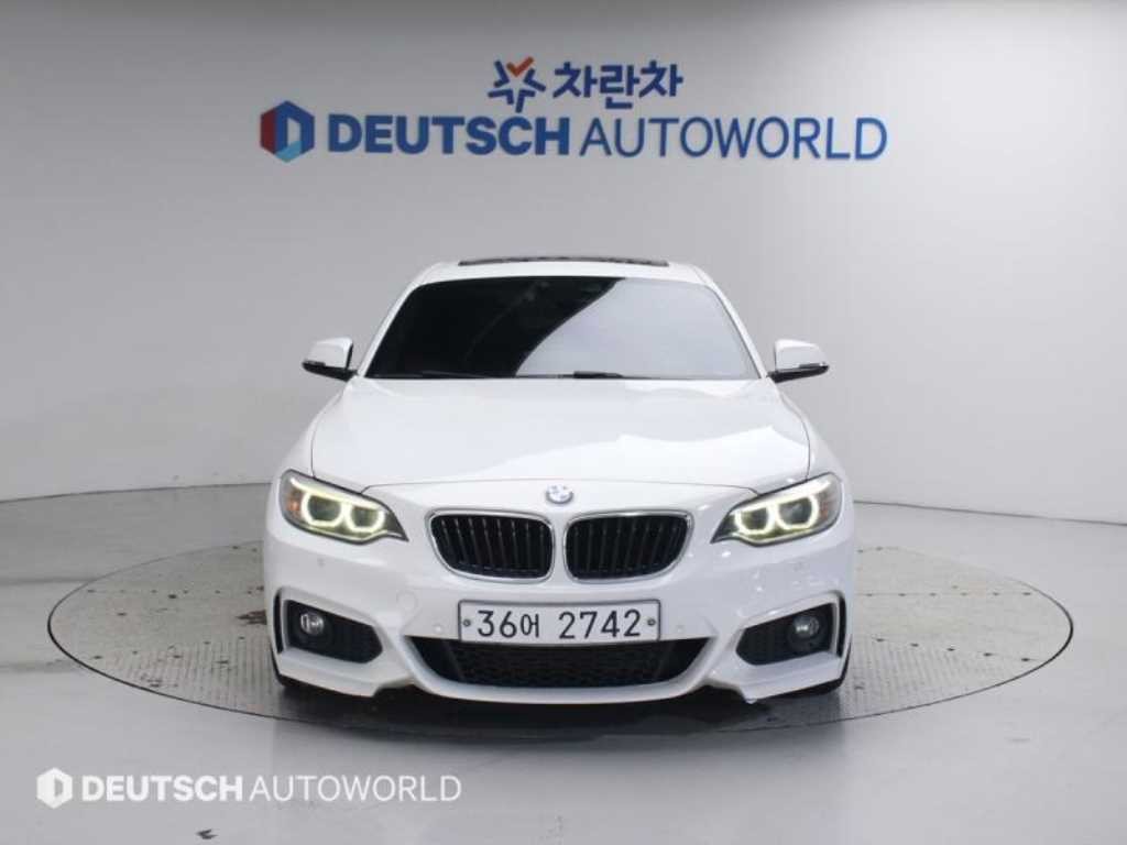 BMW 2시리즈 2시리즈 (F22) 220d 쿠페 M 스포츠 이미지 3