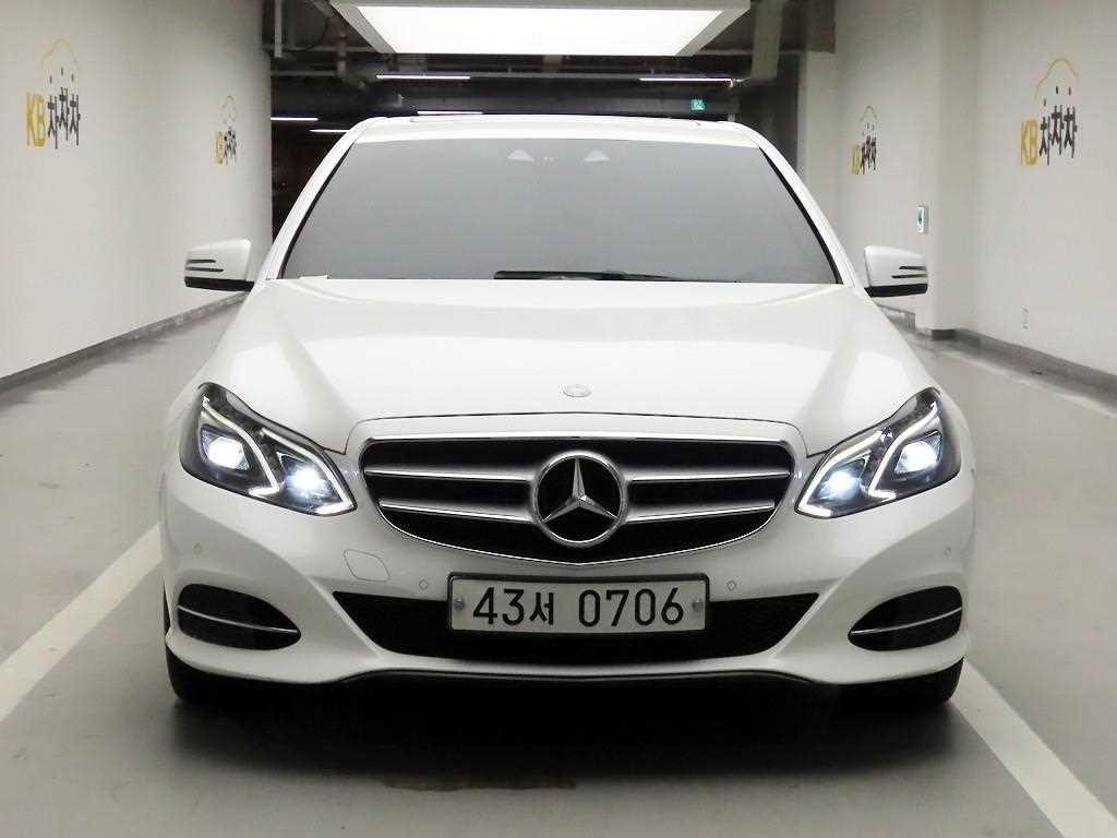 벤츠 E 클래스 E-클래스 W212 E250 블루텍 4MATIC 아방가르드 이미지 1