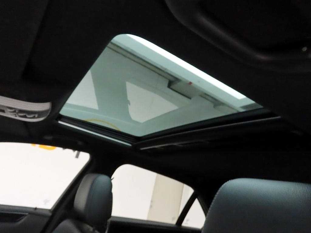 벤츠 E 클래스 E-클래스 W212 E250 블루텍 4MATIC 아방가르드 이미지 16