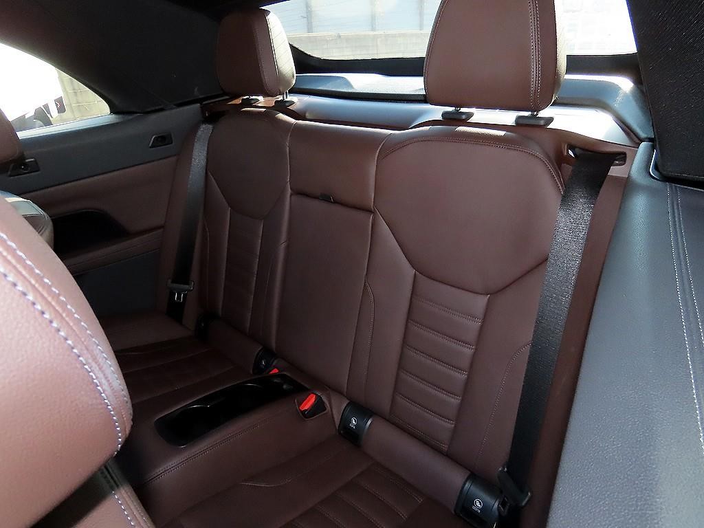 BMW 4시리즈 4시리즈 (G22) 420i 컨버터블 M 스포츠 이미지 11