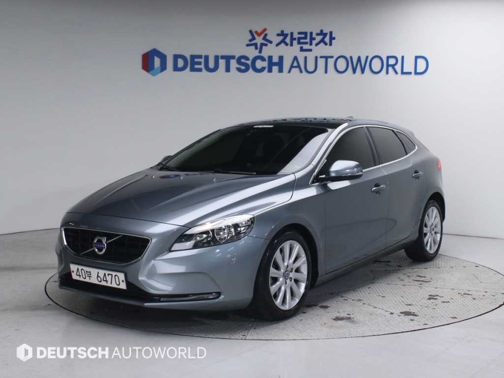 볼보 V40 D2 이미지 1