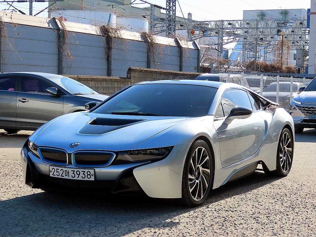 BMW i8 BMW i8 쿠페 이미지 2