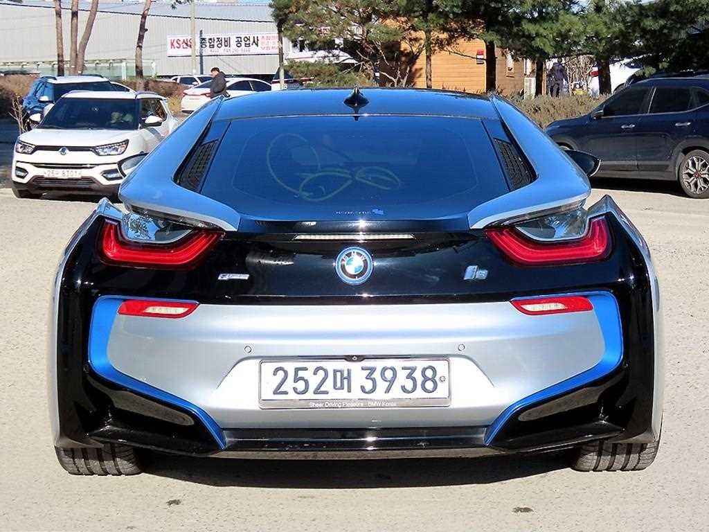 BMW i8 BMW i8 쿠페 이미지 4