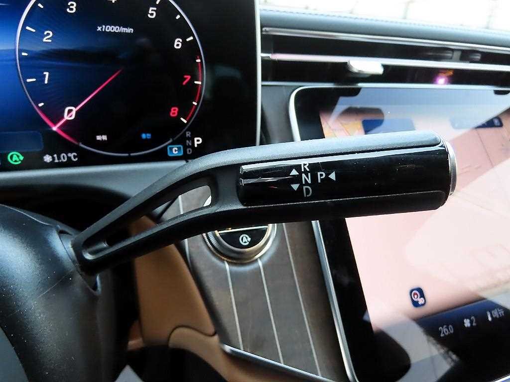 벤츠 E 클래스 E-클래스 W214 E300 4MATIC 익스클루시브 이미지 11