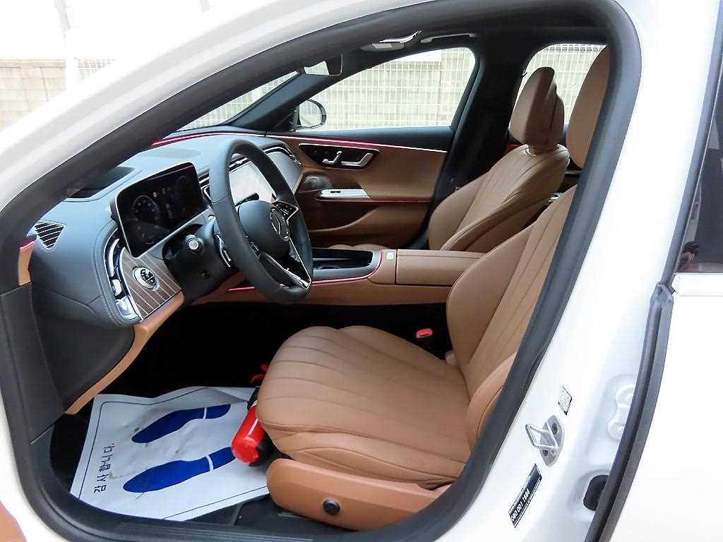 벤츠 E 클래스 E-클래스 W214 E300 4MATIC 익스클루시브 이미지 5