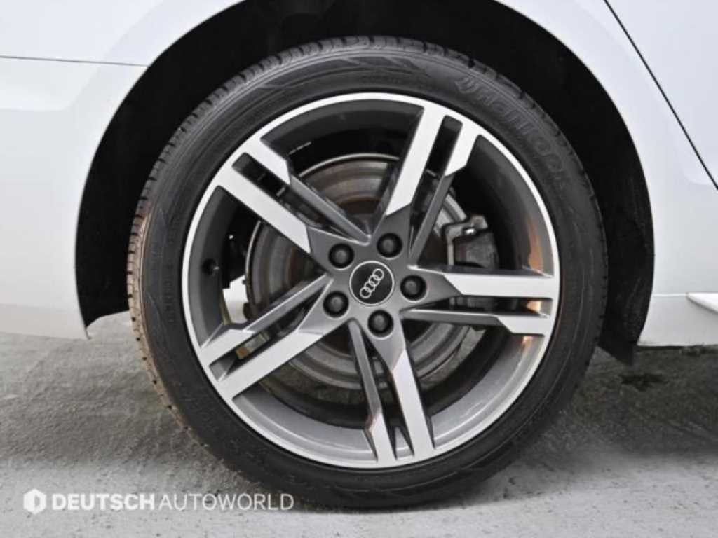 아우디 A4 A4 (B9) 45 TFSI 콰트로 프리미엄 이미지 6