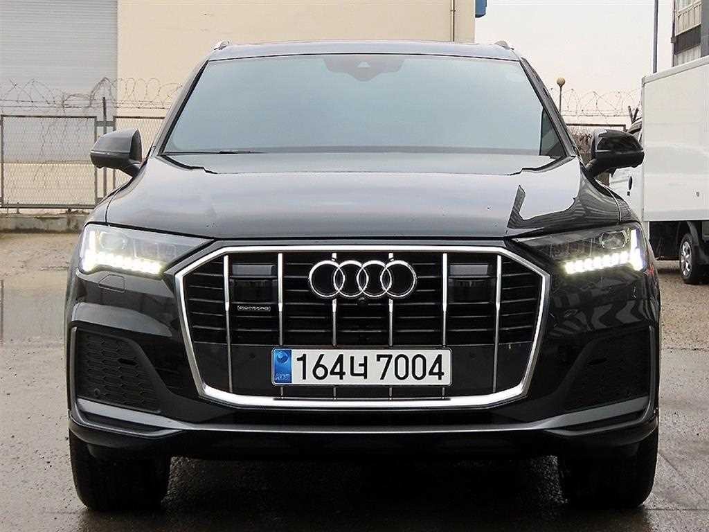 아우디 Q7 Q7 (4M) 45 TDI 콰트로 프리미엄 이미지 1