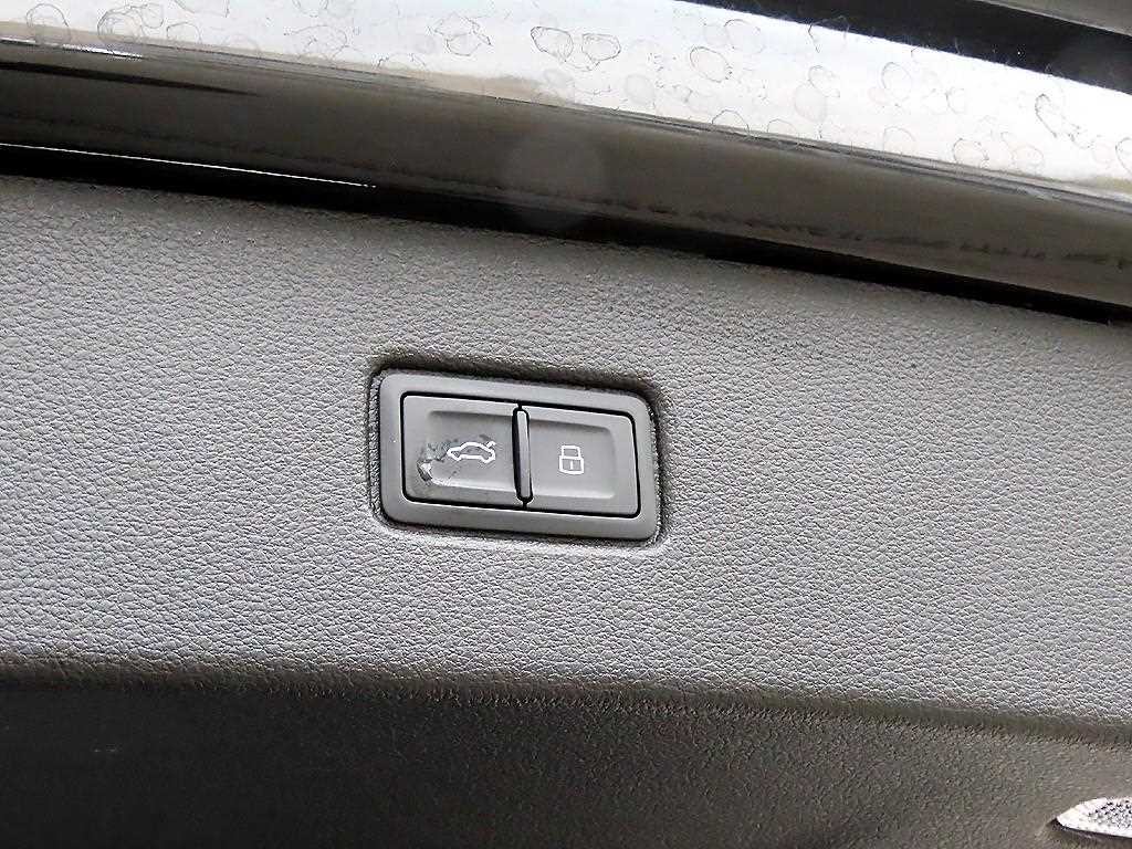 아우디 Q7 Q7 (4M) 45 TDI 콰트로 프리미엄 이미지 15