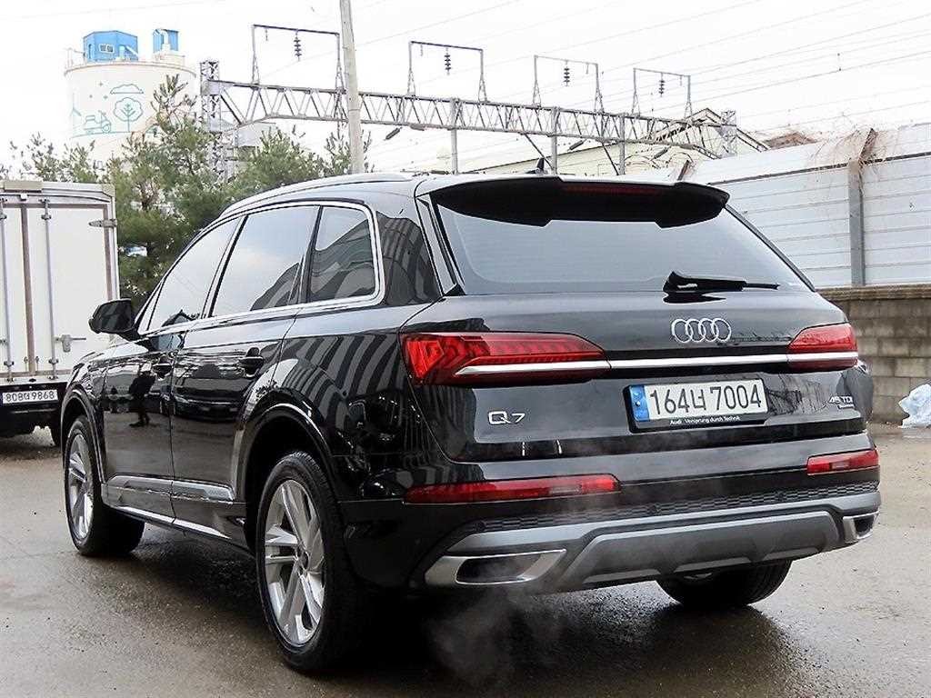 아우디 Q7 Q7 (4M) 45 TDI 콰트로 프리미엄 이미지 3