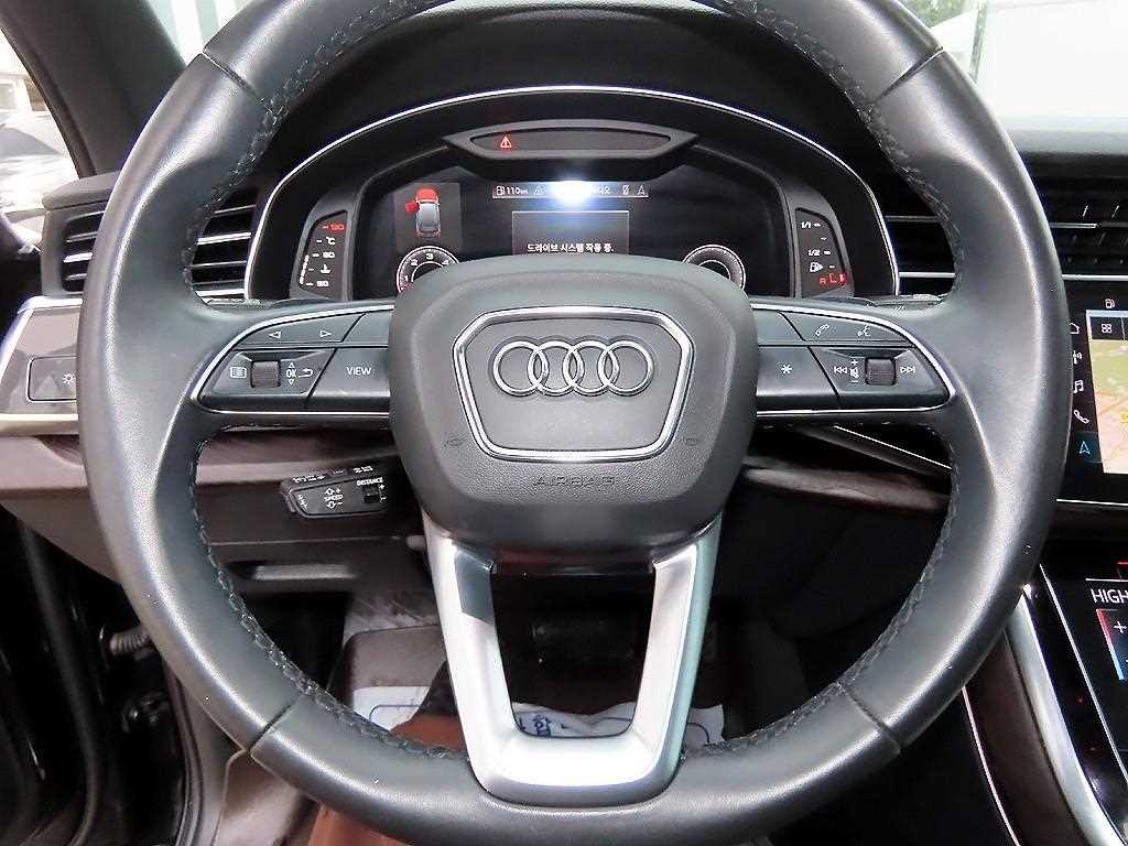 아우디 Q7 Q7 (4M) 45 TDI 콰트로 프리미엄 이미지 8