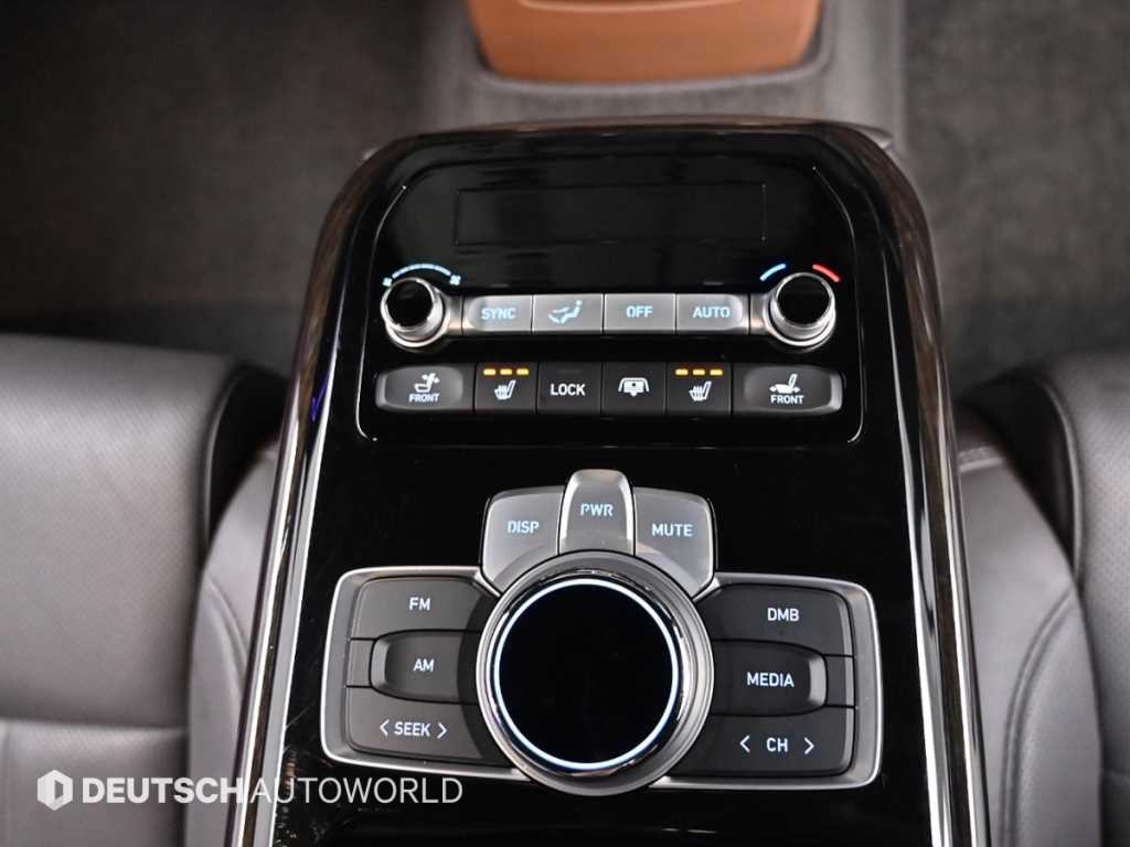 제네시스 G90 3.8 GDI AWD 럭셔리 이미지 16
