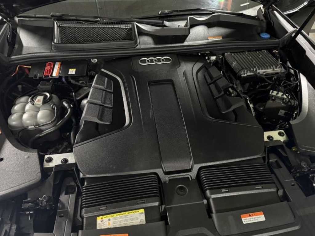 아우디 Q8 45 TDI 콰트로 프리미엄 이미지 19