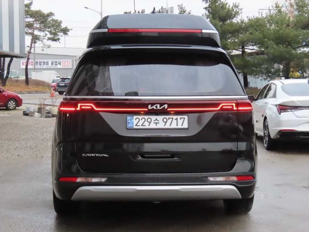 기아 카니발 카니발 4세대 디젤 9인승 하이리무진 시그니처 이미지 4