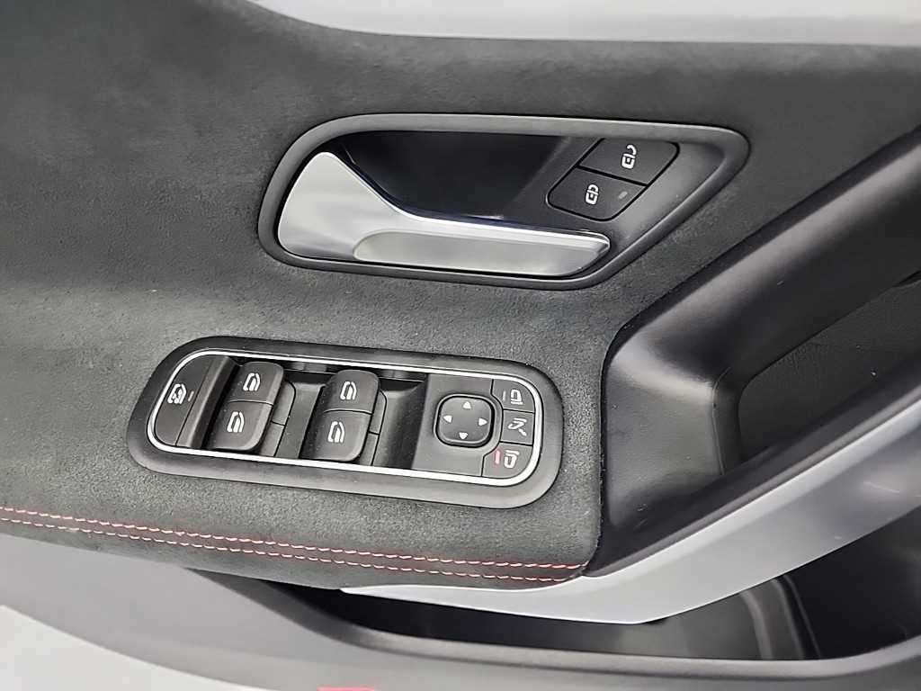 벤츠 CLA 클래스 CLA클래스 C118 CLA 250 4MATIC 이미지 8