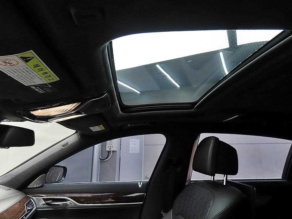 BMW 7시리즈 7시리즈 (G11) 740Li xDrive 이미지 16