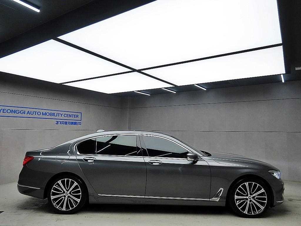 BMW 7시리즈 7시리즈 (G11) 740Li xDrive 이미지 2