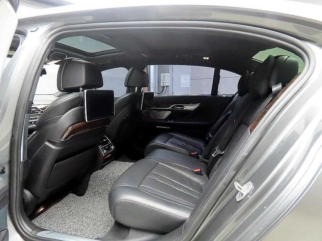 BMW 7시리즈 7시리즈 (G11) 740Li xDrive 이미지 6