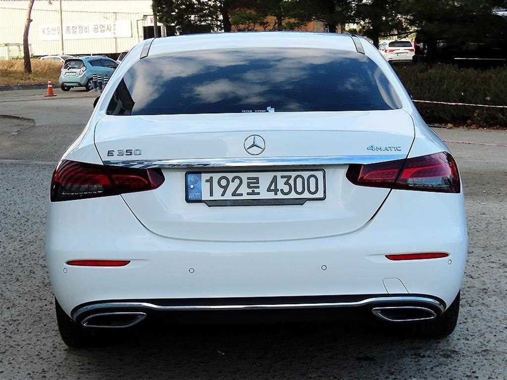 벤츠 E 클래스 E-클래스 W213 E350 4MATIC 익스클루시브 이미지 4