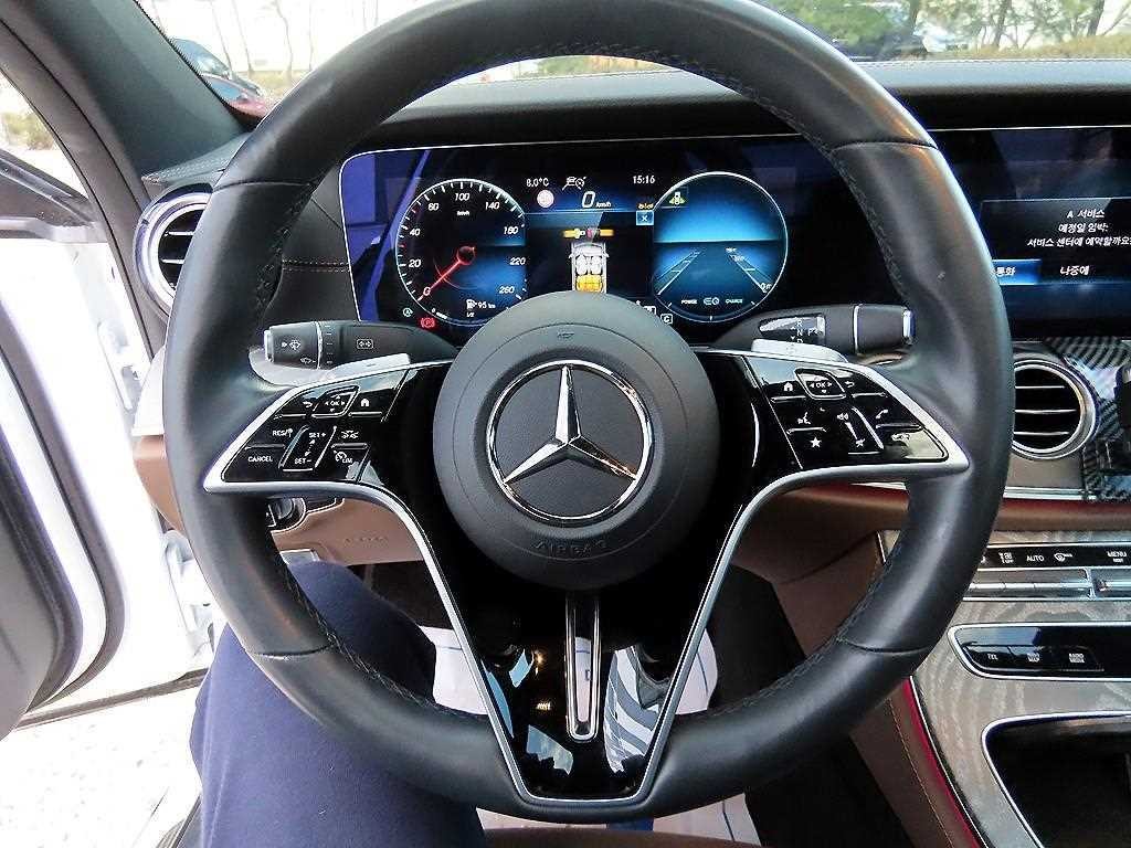 벤츠 E 클래스 E-클래스 W213 E350 4MATIC 익스클루시브 이미지 8