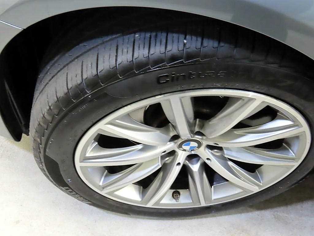 BMW 5시리즈 5시리즈 (G30) 520i 럭셔리 이미지 20