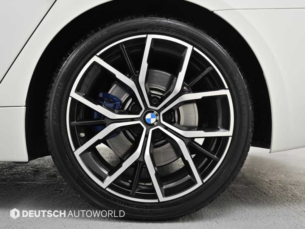 BMW 5시리즈 5시리즈 (G30) 530i M 스포츠 이미지 5
